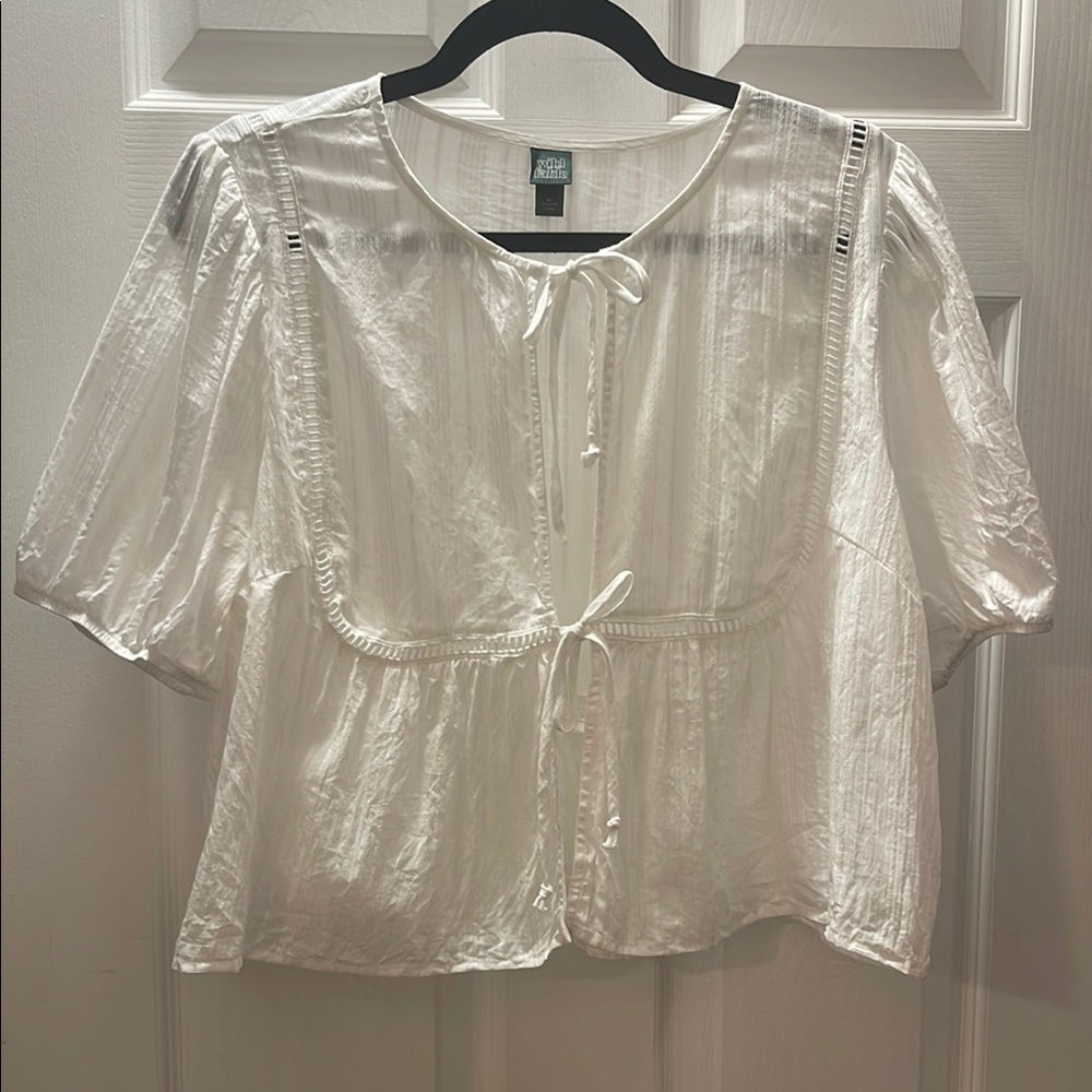 Wild Fable Puff Sleeve Flyaway Blouse